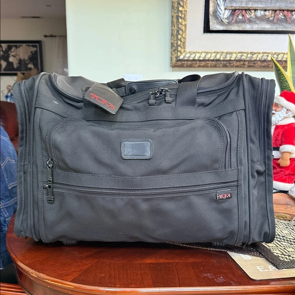 TUMI Alpha Large Split 2-Wheeled Duffel bag